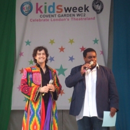 Lee Mead at Kids Week - London, Aug 2007